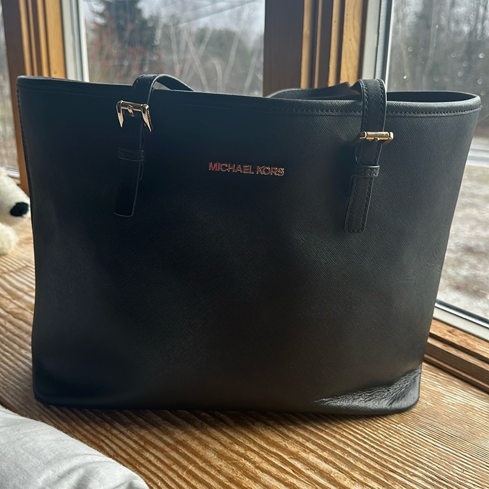 Gently used black Michael kors purse